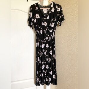 Beautiful floral black dress perfect for summer events